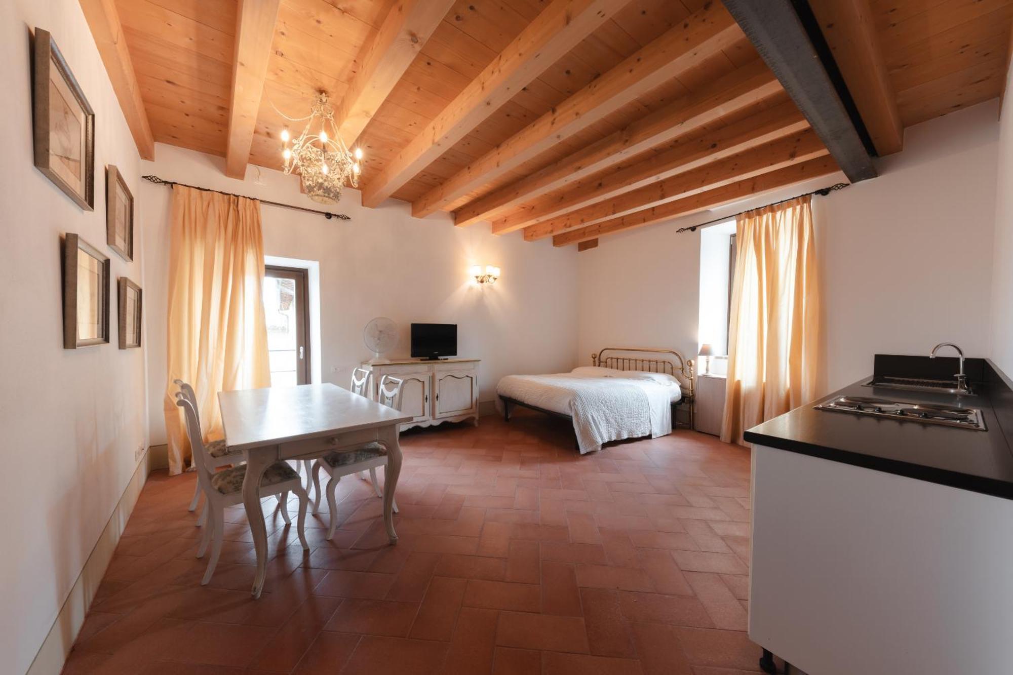 Corte Castello アッフィ 部屋 写真