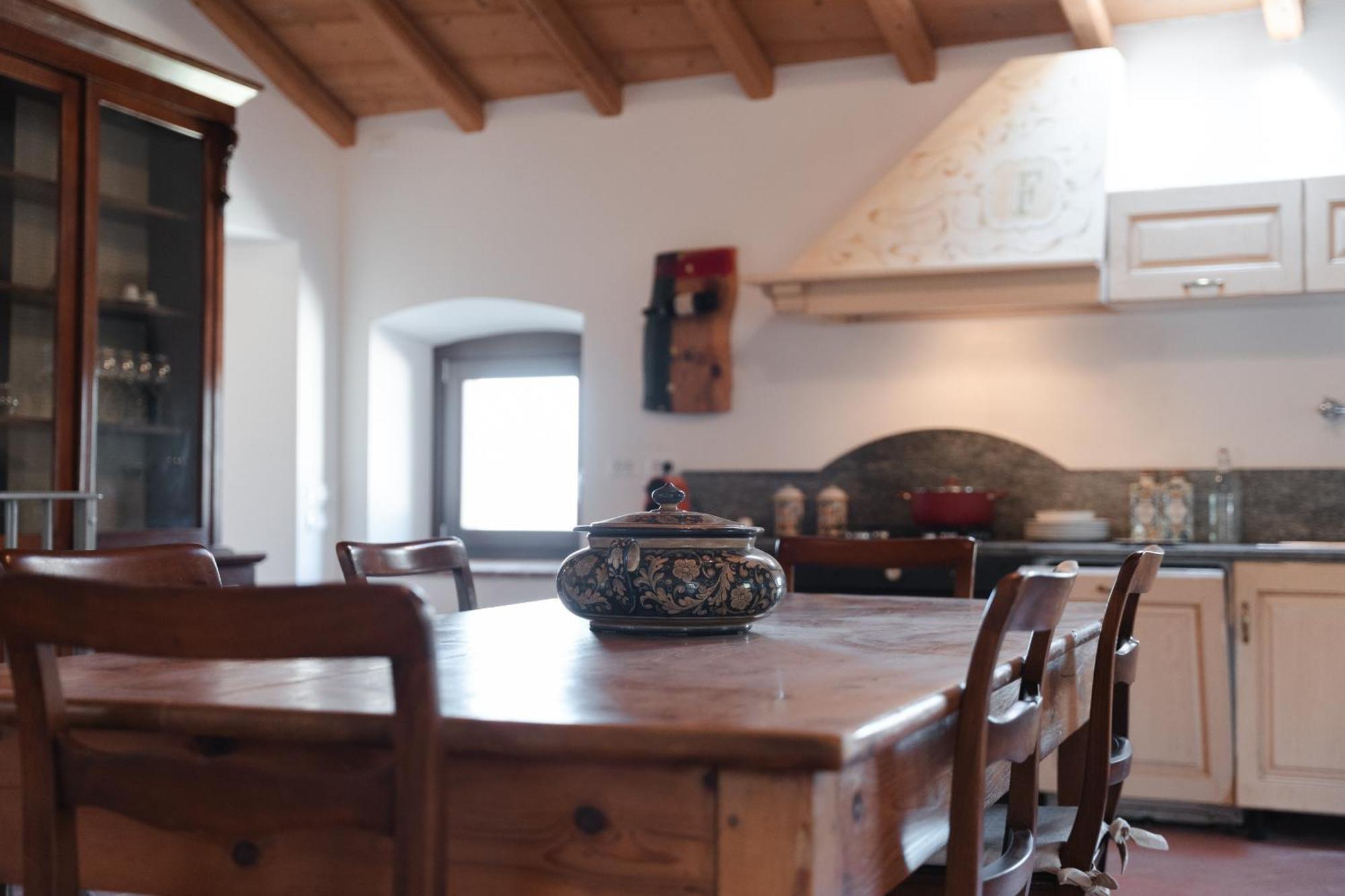 Corte Castello アッフィ 部屋 写真