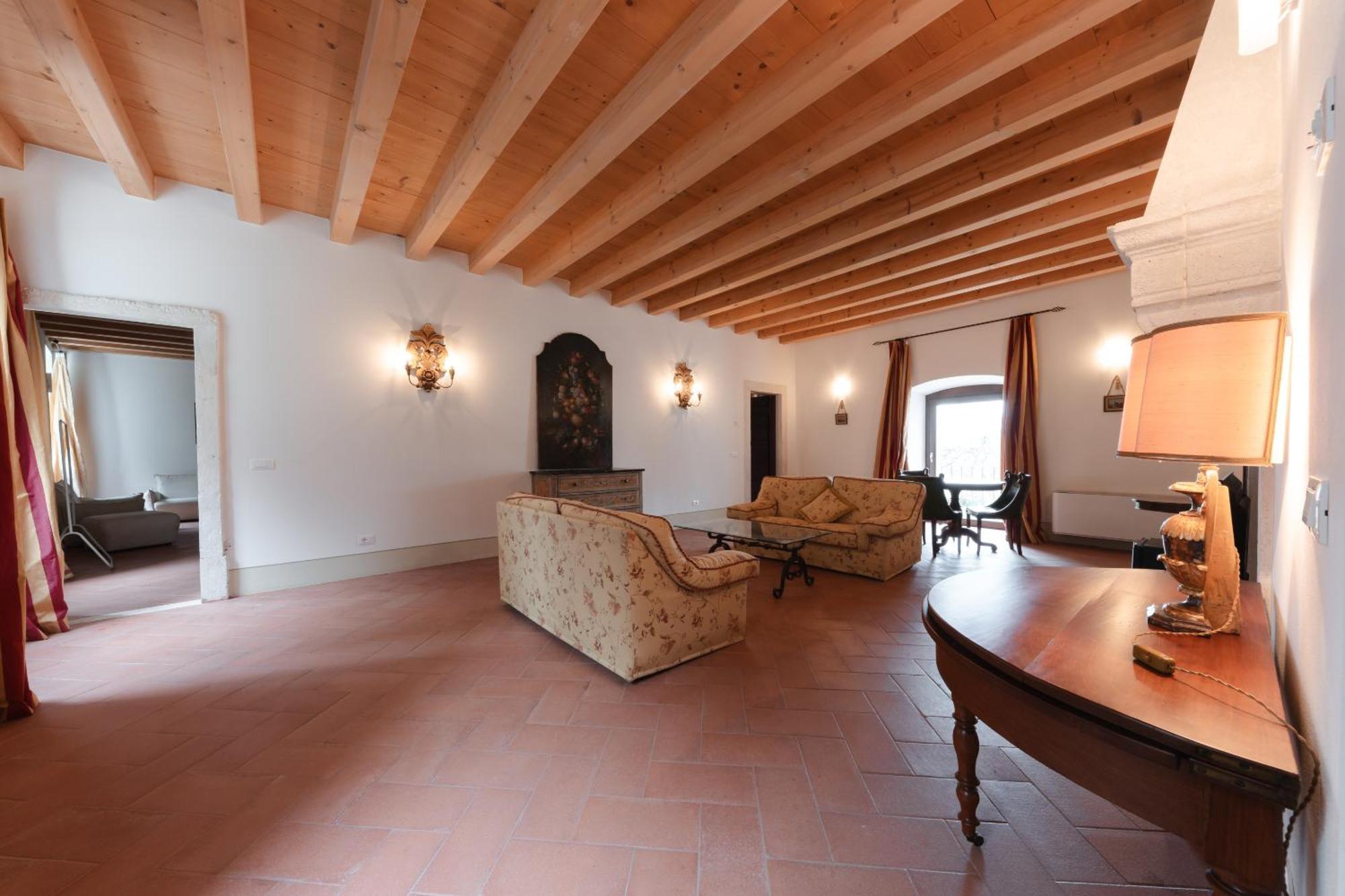Corte Castello アッフィ 部屋 写真